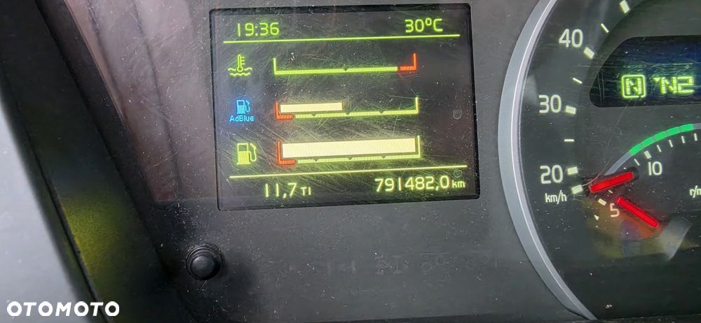 Volvo - 8