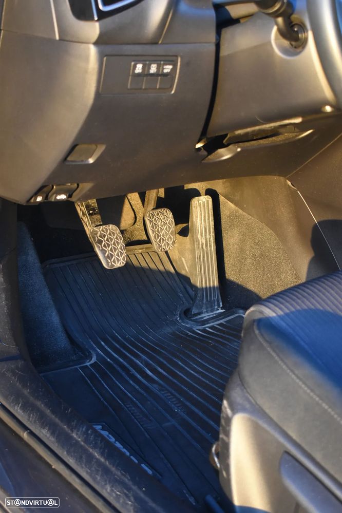 Mazda 3 Hatchback 1.5 Sky-G Evolve Navi - 16