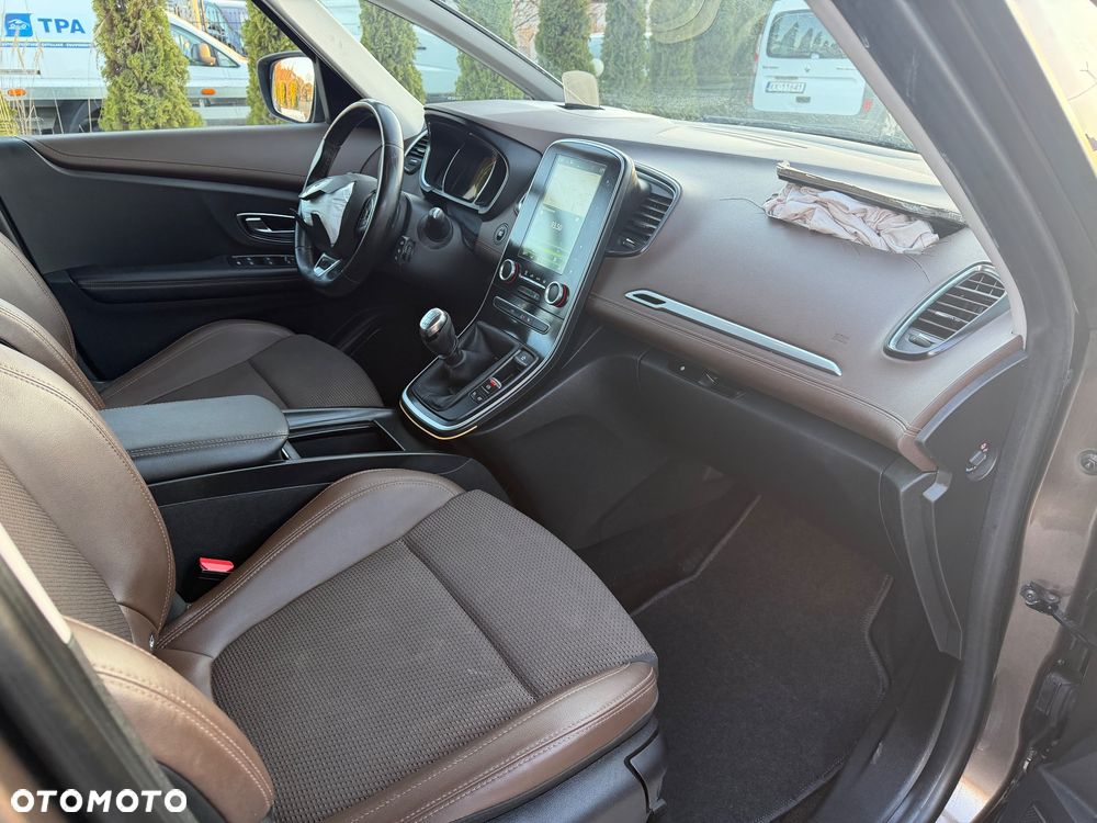 Renault Grand Scenic Energy dCi 130 Start & Stop Euro 6 Bose Edition - 15