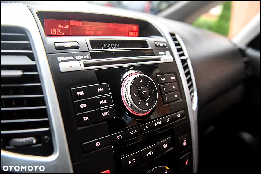 Kia Venga - 24