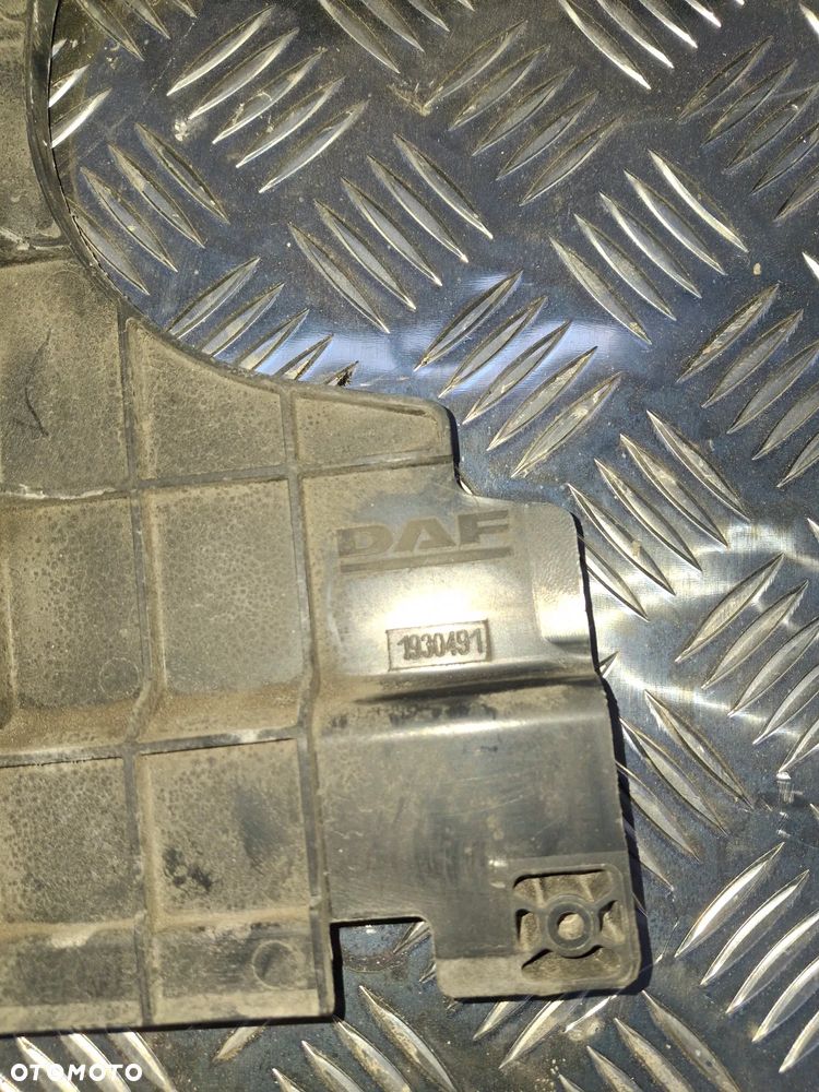 OBUDOWA OSŁONA TUNELU CHŁODNICY DAF CF 400 XF 106 EURO 6 - 2