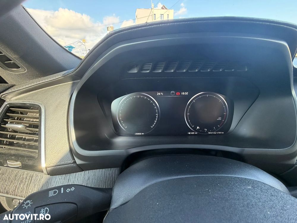 Volvo XC 90 B5 MHEV AWD 7 locuri Momentum - 20