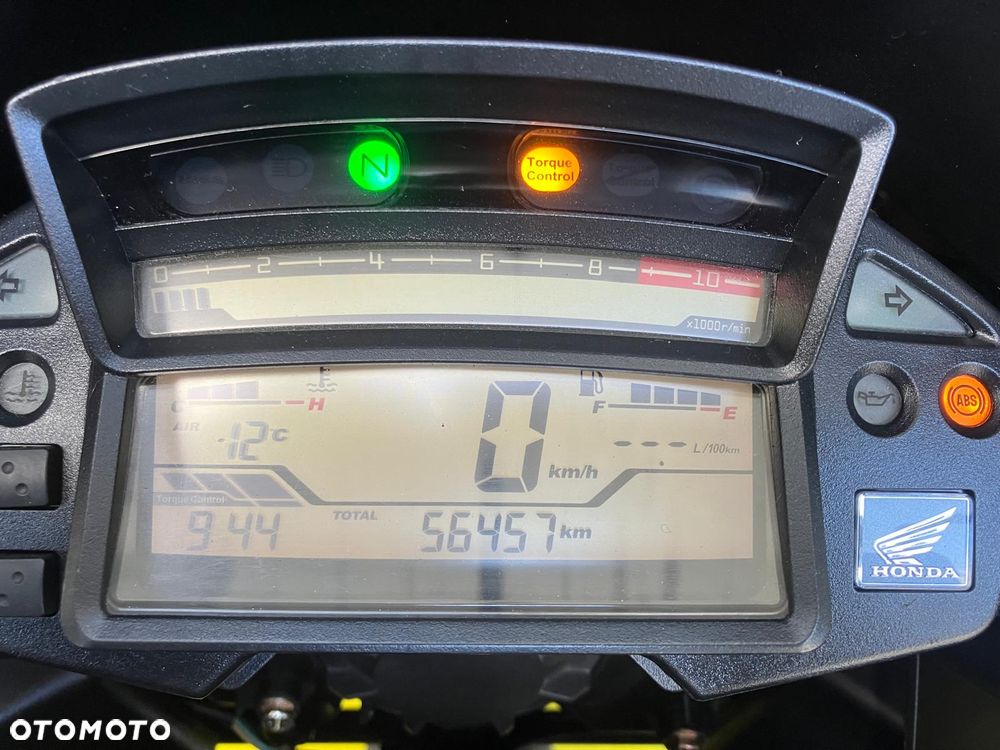 Honda VFR - 7