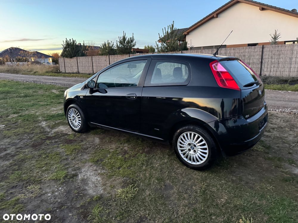 Fiat Grande Punto 1.2 8V Go - 4