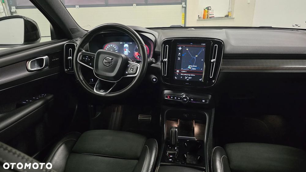 Volvo XC 40 D4 AWD Geartronic R-Design - 10