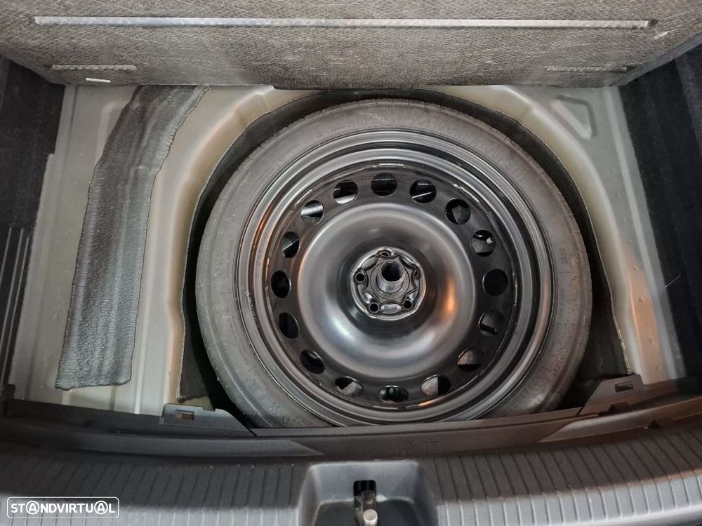 VW Taigo 1.0 TSI Urban - 23