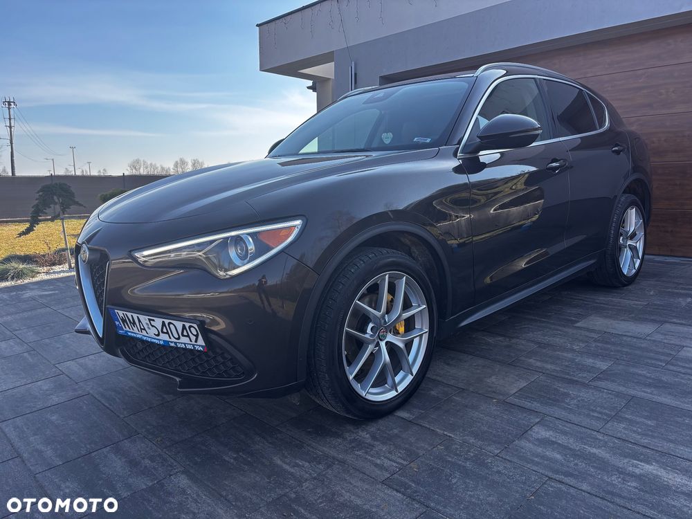 Alfa Romeo Stelvio 2.0 Turbo 16V AT8-Q4 6C Villa dEste - 3