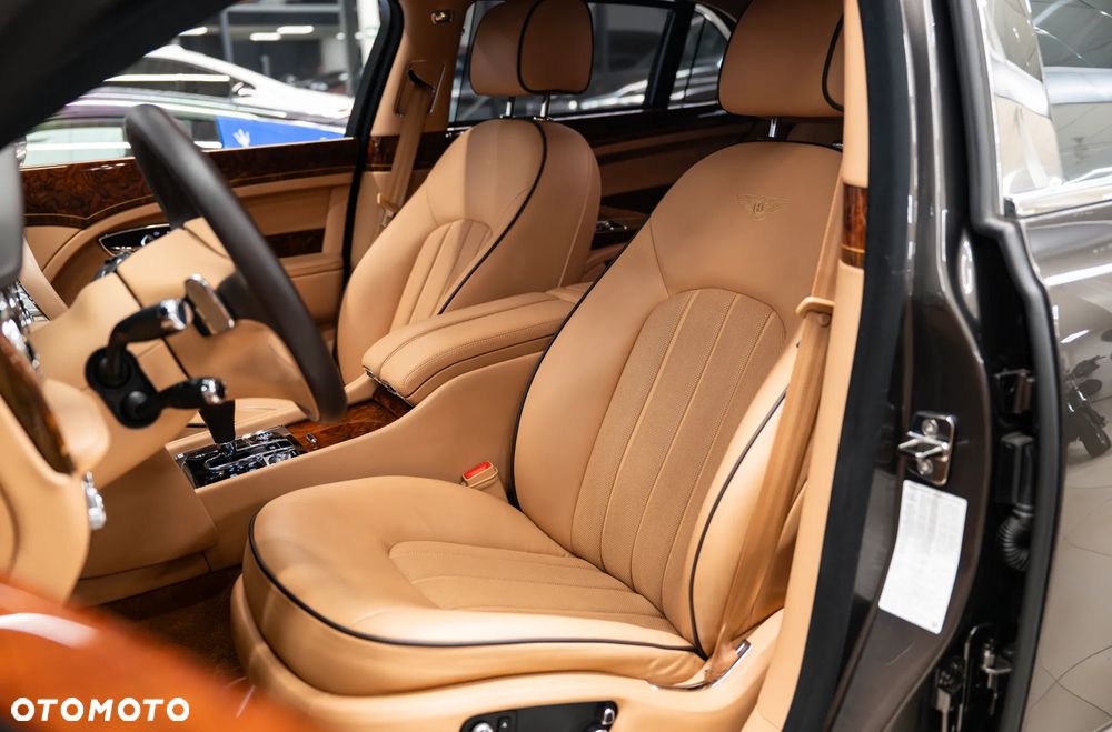 Bentley Mulsanne - 34