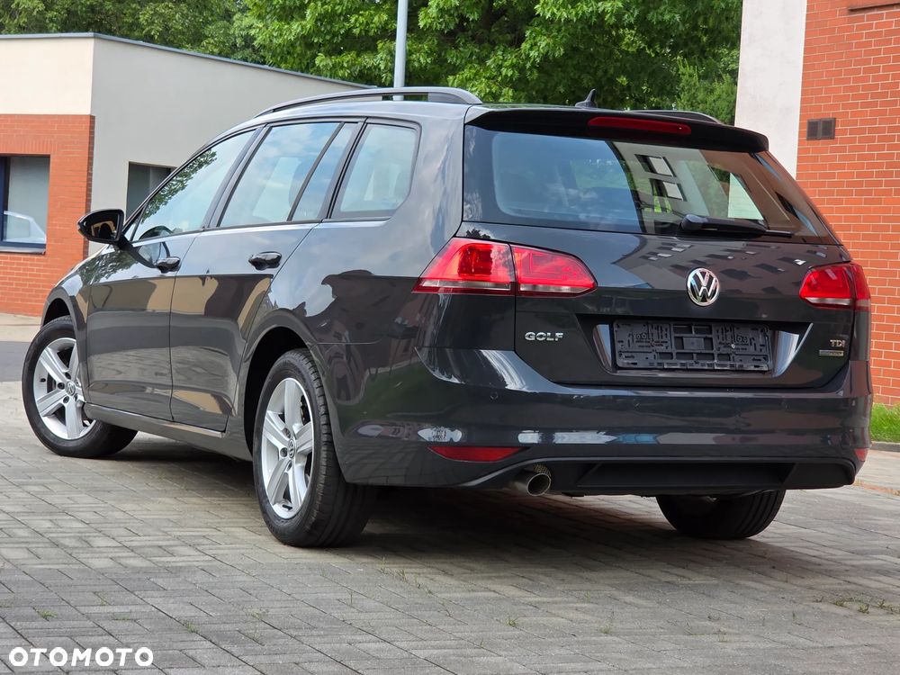Volkswagen Golf 1.6 TDI BlueMotion Technology Cup - 12