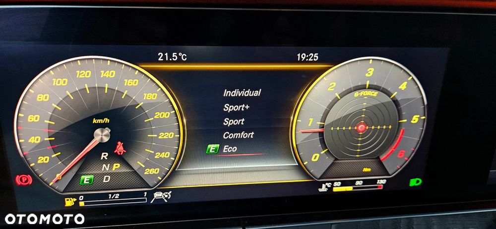 Mercedes-Benz Klasa E 300 d 9G-TRONIC - 17