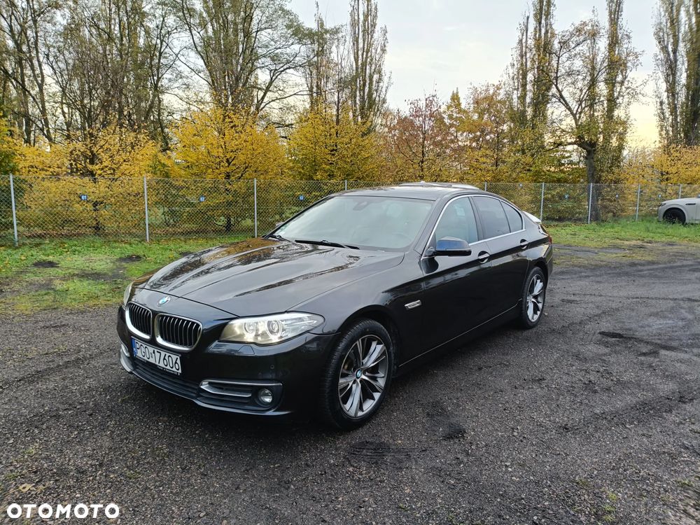 BMW Seria 5 520d Luxury Line - 2