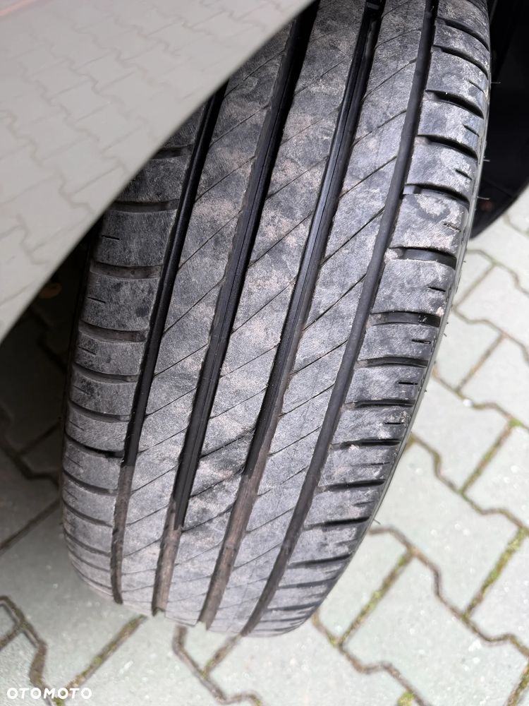 Toyota Verso 1.8 Premium 7os - 37