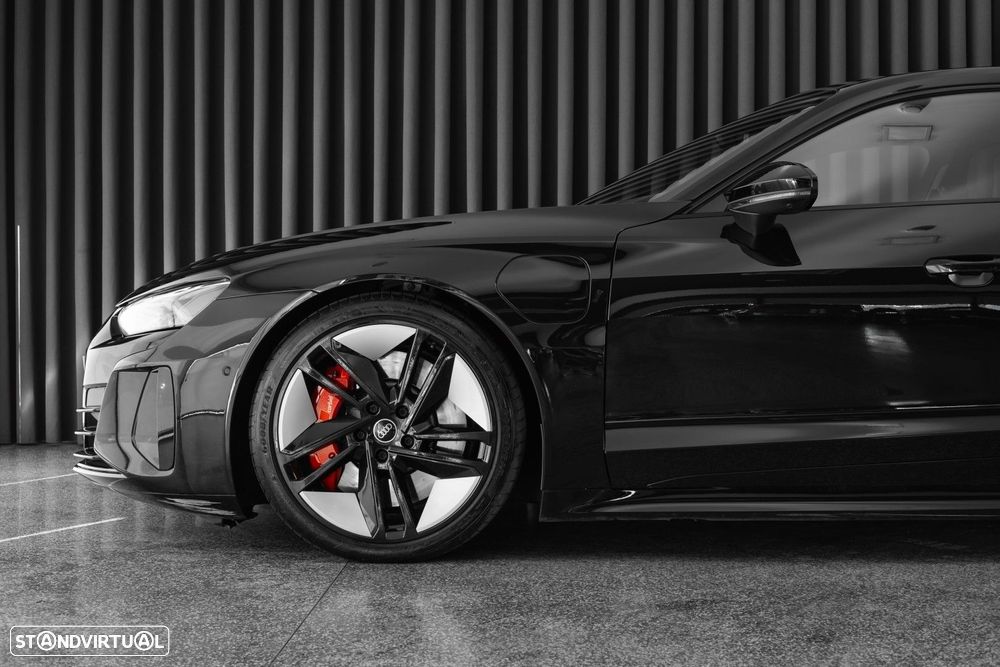 Audi RS e-tron GT quattro - 7