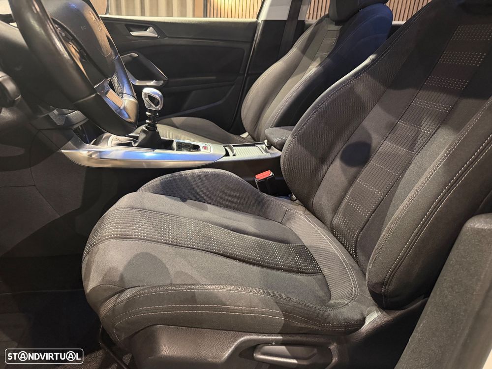 Peugeot 308 SW HDi FAP 150 Allure - 14