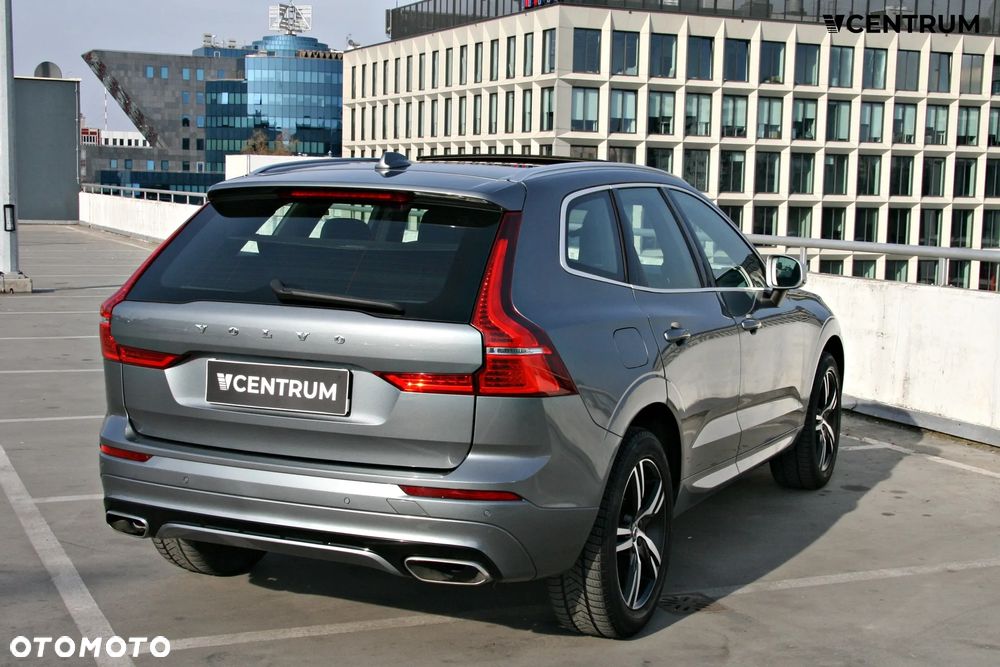 Volvo XC 60 T5 AWD R-Design - 9