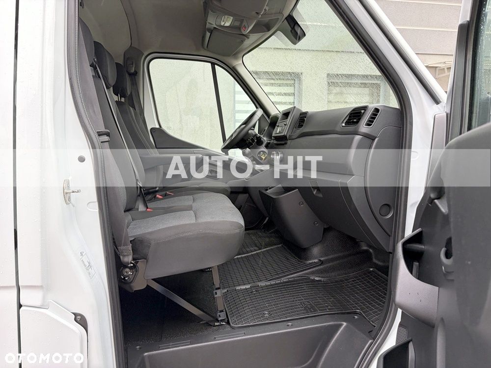 Renault Master - 18