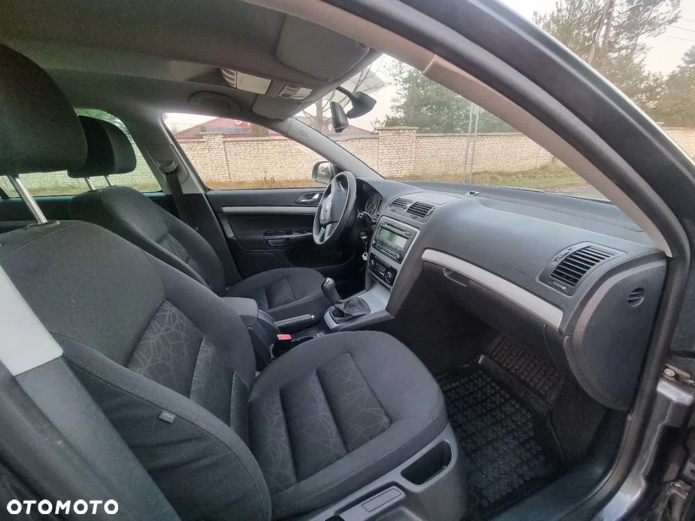 Skoda Octavia 1.8 TSI FAMILY - 6