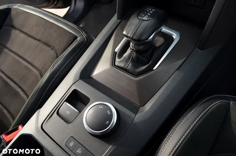 Volkswagen Amarok 3.0 V6 TDi 4MOTION Aventura - 27