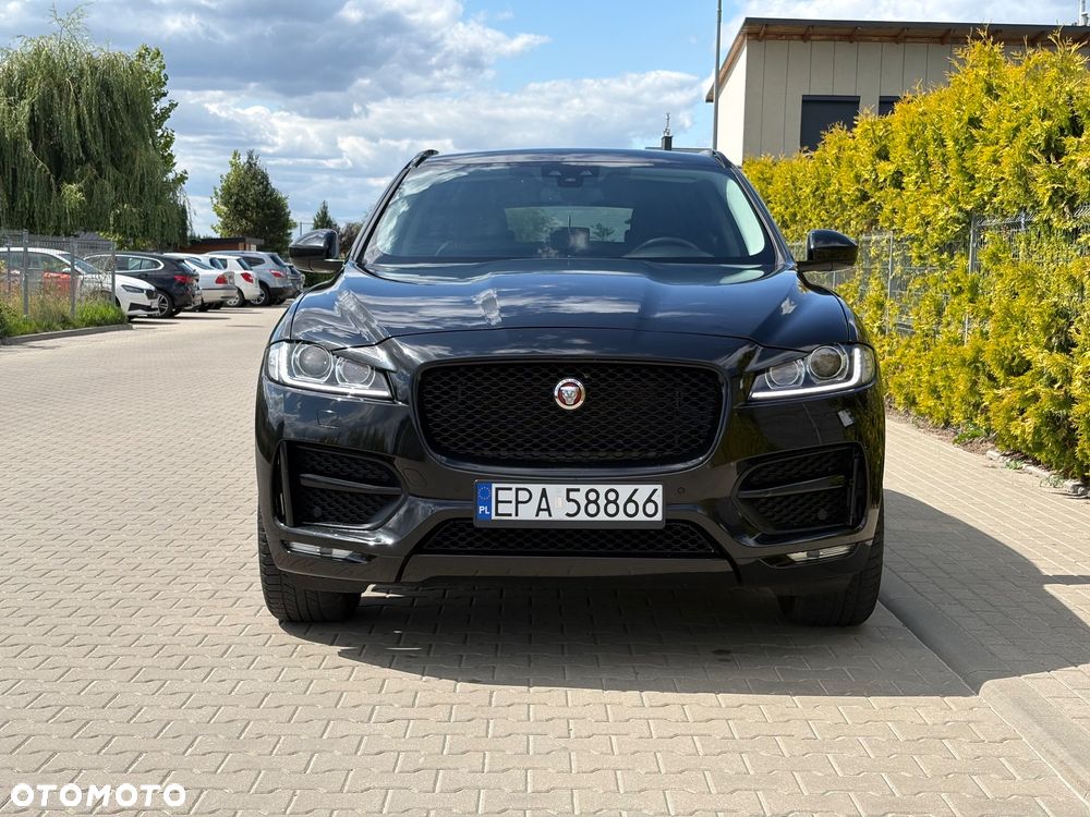 Jaguar F-Pace 2.0 i4D AWD R-Sport - 2