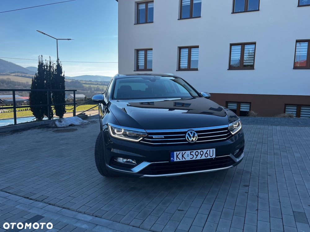 Volkswagen Passat Alltrack 2.0 TDI SCR 4Motion DSG - 3