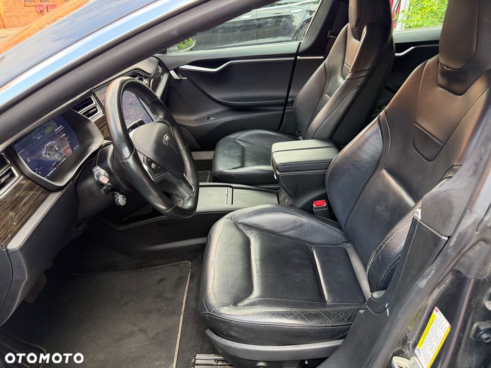 Tesla Model S 60 D - 9