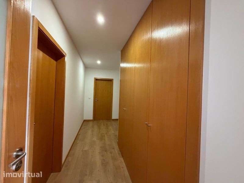 ARRENDO Apartamento T3 Vila de Prado - Grande imagem: 5/7