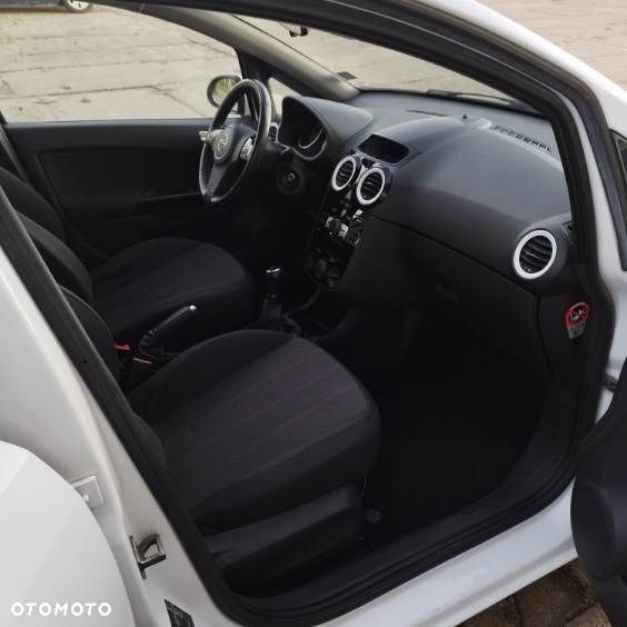 Opel Corsa 1.4 16V Enjoy - 3