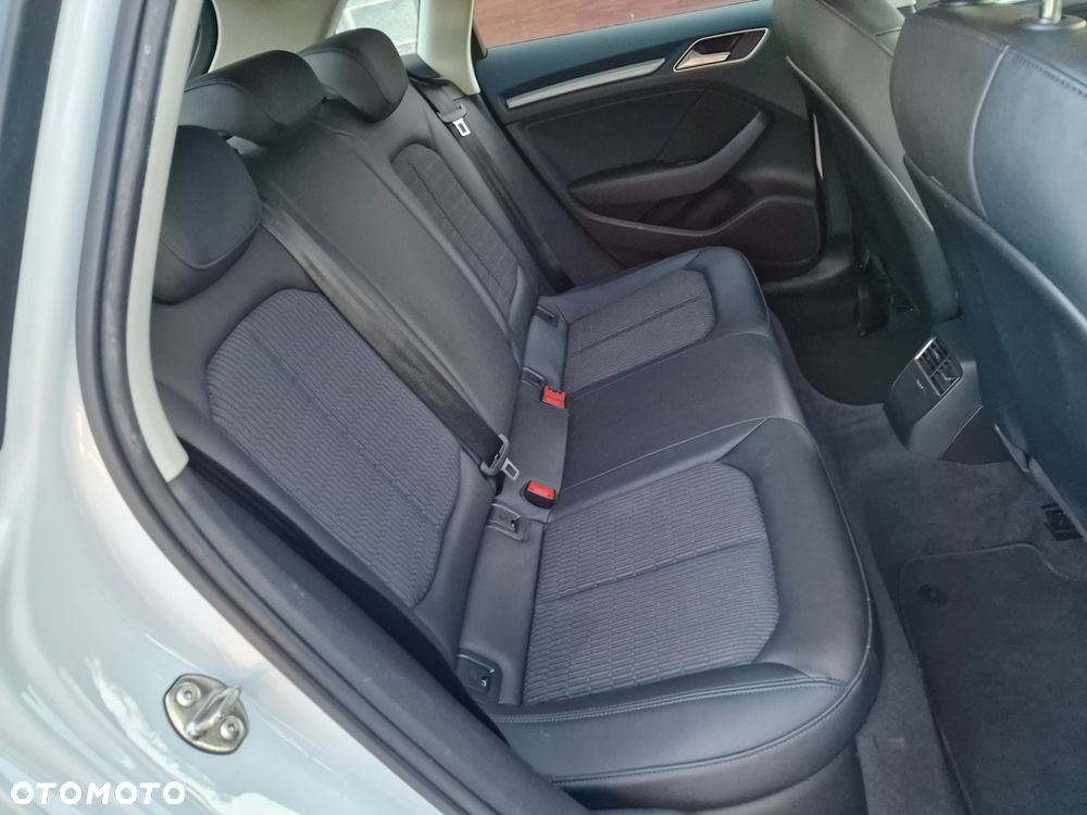 Audi A3 Sportback 1.4 TFSI e-tron design - 18