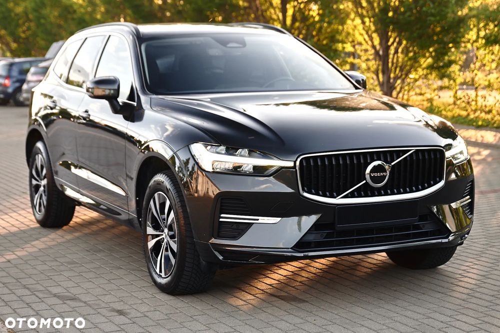 Volvo XC 60 B4 D AWD Momentum Pro - 17