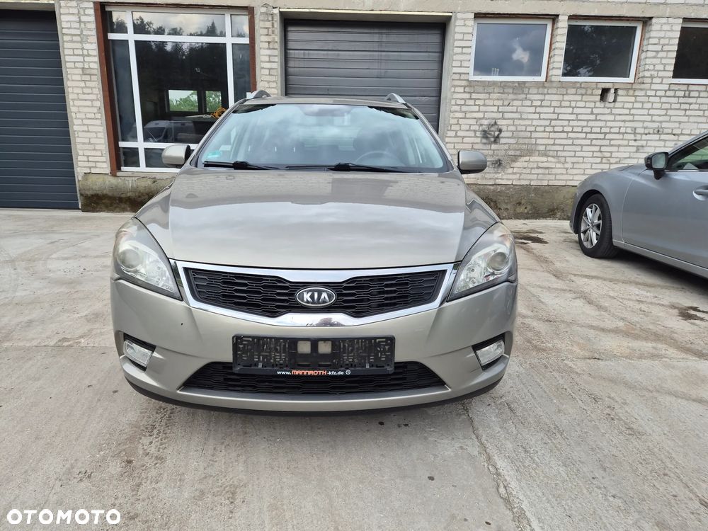 Kia Ceed - 2