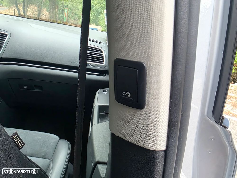 VW Sharan 2.0 TDI Highline - 14