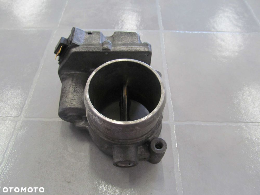 VW AUDI 3.0 TDI PRZEPUSTNICA 4E0145950J 02/16 - 1