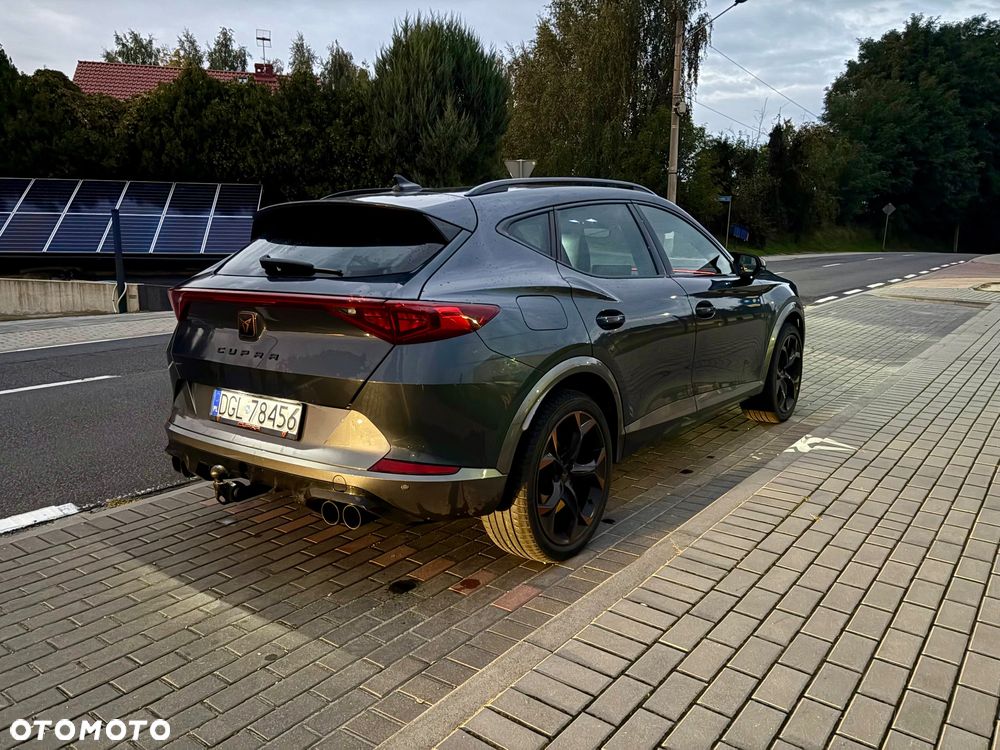 Cupra Formentor 1.4 e-Hybrid DSG Tribe Edition - 3