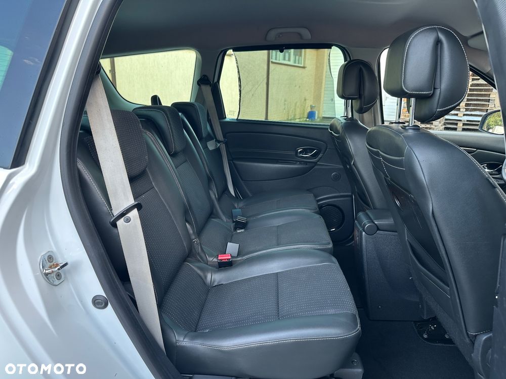 Renault Grand Scenic Energy dCi 130 Start & Stop Bose Edition - 23