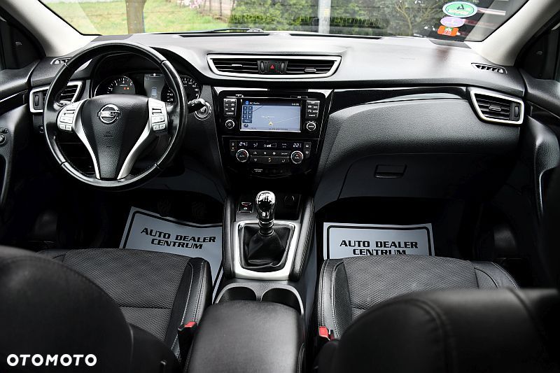 Nissan Qashqai 1.6 DIG-T Tekna+ - 26