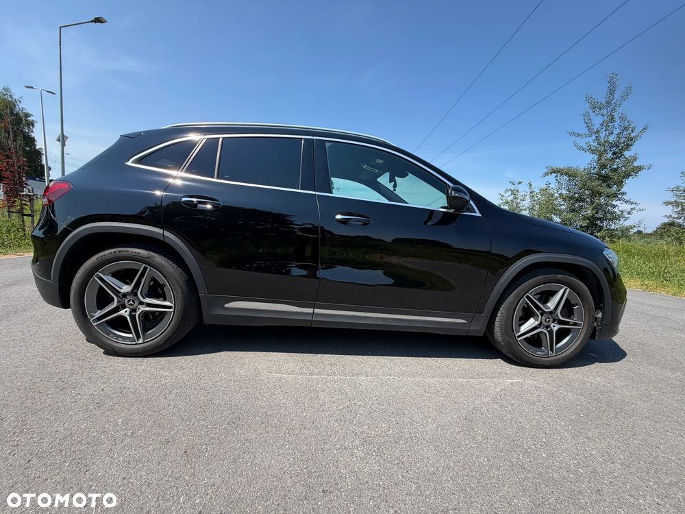 Mercedes-Benz GLA 200 7G-DCT AMG Line - 6