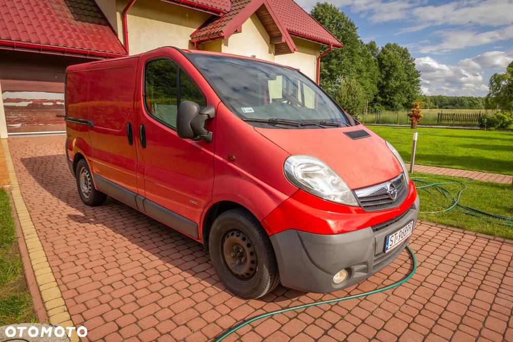 Opel Vivaro - 24