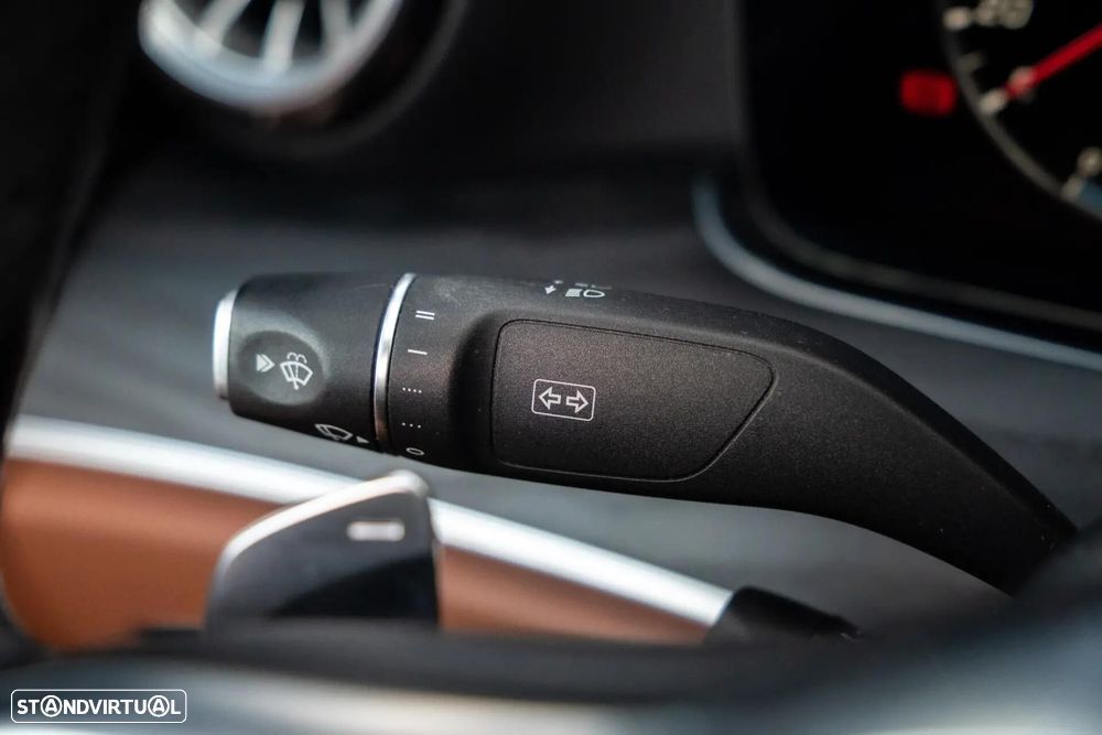 Mercedes-Benz E 220 d 4Matic 9G-TRONIC AMG Line - 21
