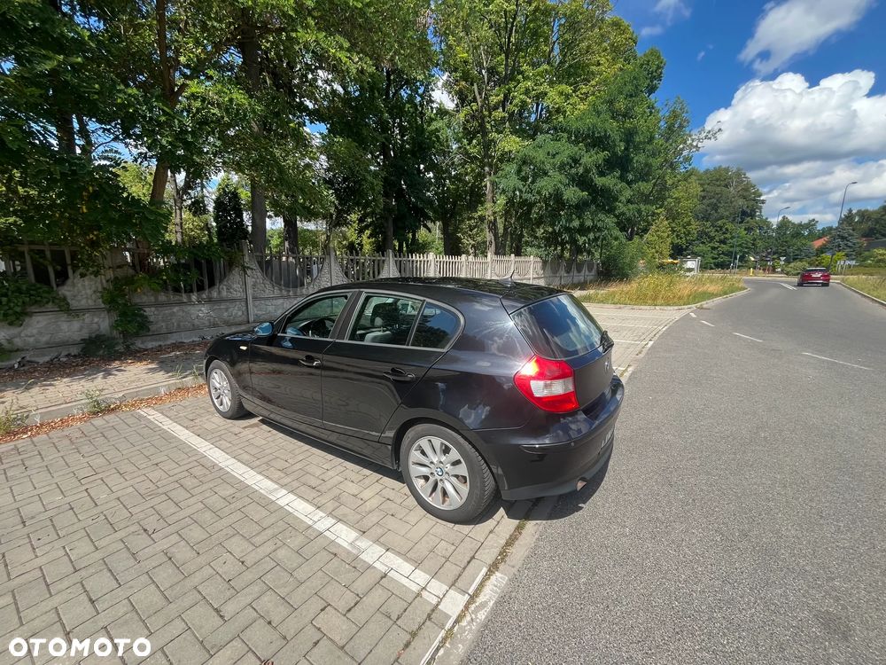 BMW Seria 1 116i - 6