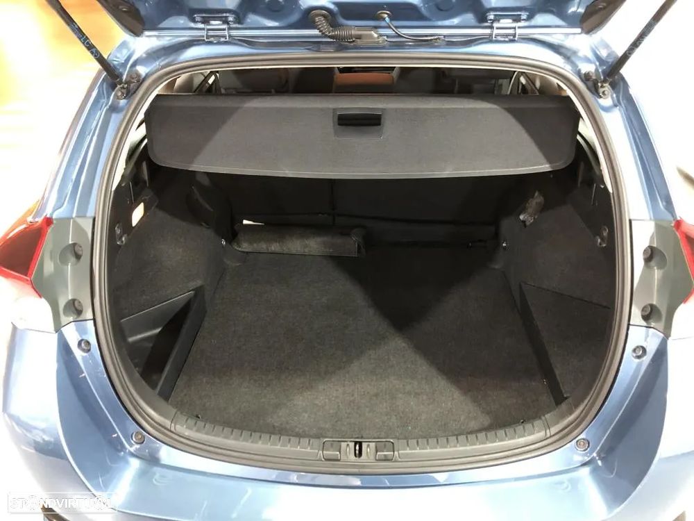 Toyota Auris Touring Sports 1.8 HSD Comfort +P.Sport+Navi - 8