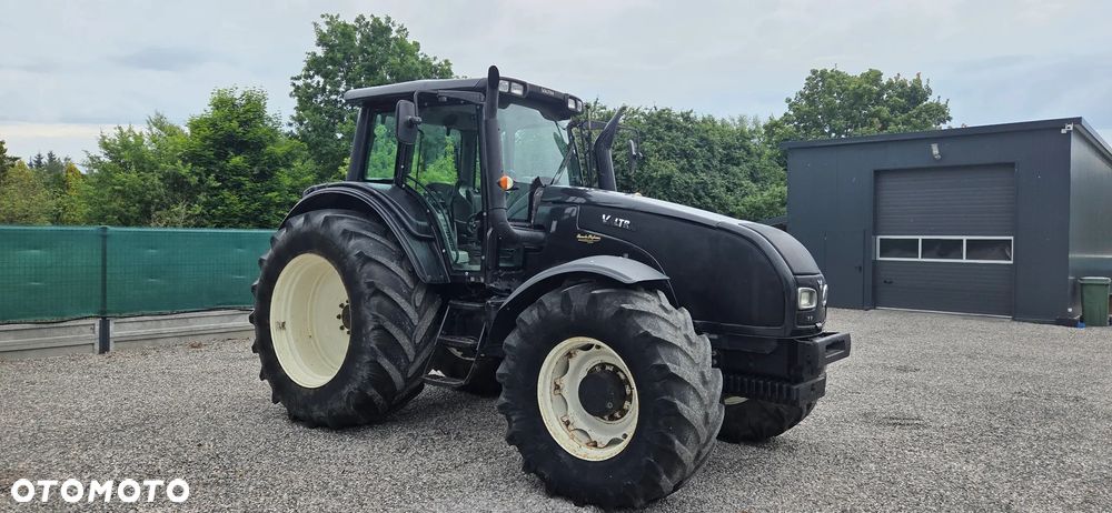 Valtra T151e - 1