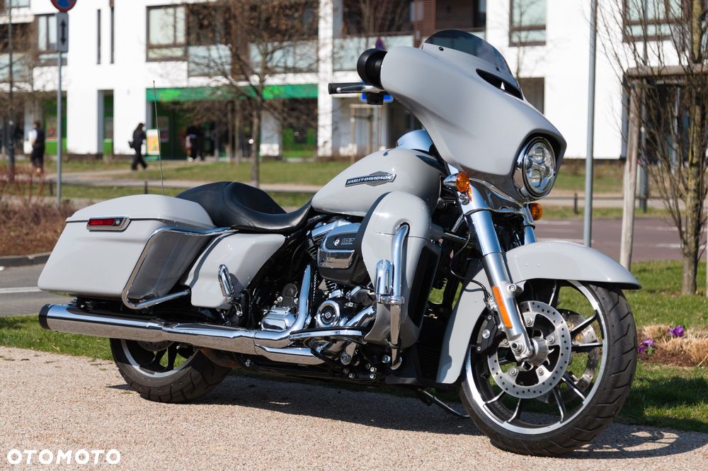 Harley-Davidson Touring Street Glide - 5