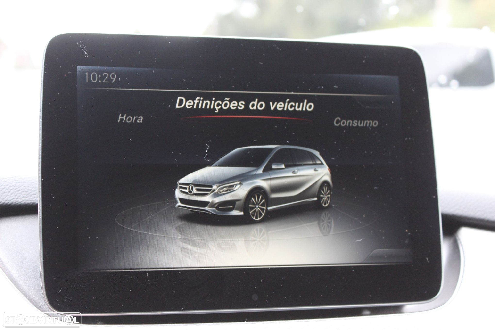 Mercedes-Benz B 200 d AMG Line - 37