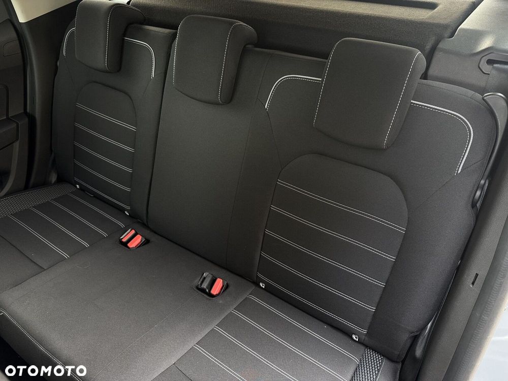 Dacia Duster 1.0 TCe Comfort - 29