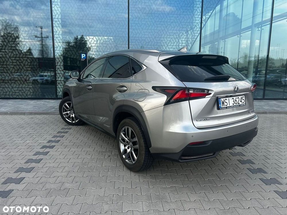 Lexus NX 300h Comfort AWD - 7