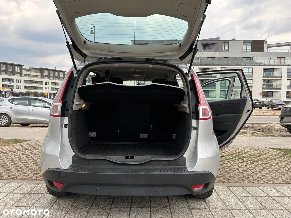 Renault Scenic 1.6 16V Authentique - 12