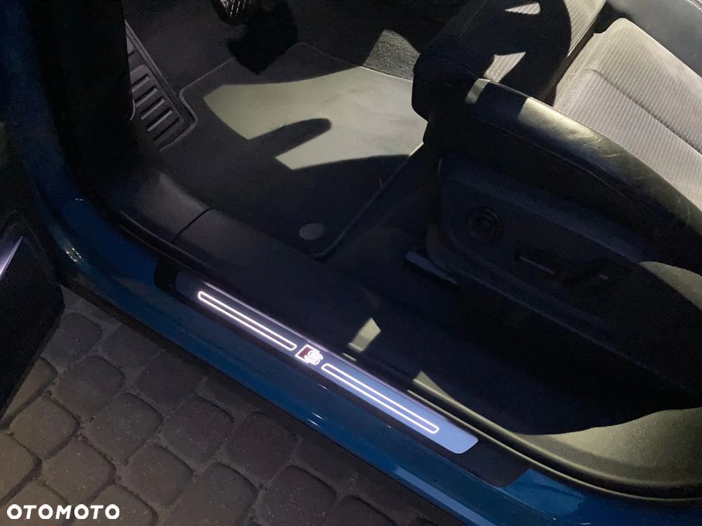 Audi e-tron Sportback 55 Quattro S Line - 28
