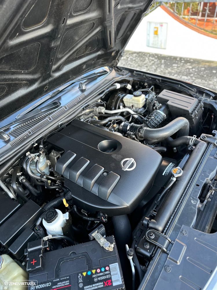 Nissan Navara 2.5 dCi CD LE Hi-Tech +P.Premium AT 4WD - 13