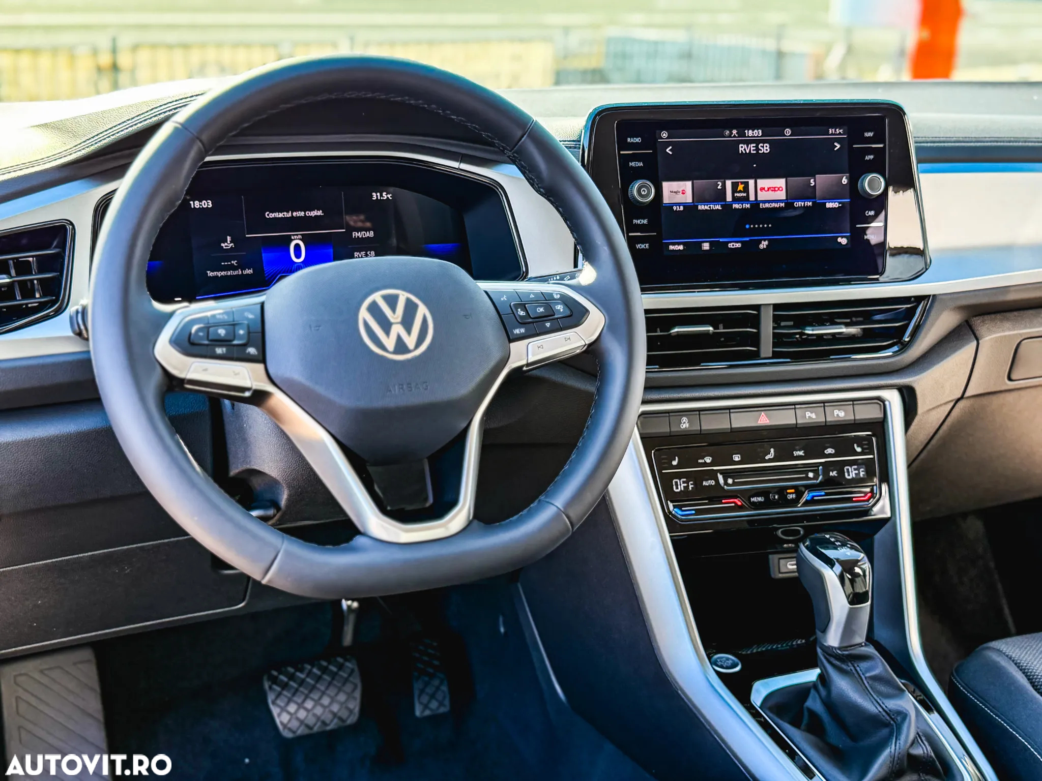 Volkswagen T-ROC 1.5 TSI DSG Life - 14