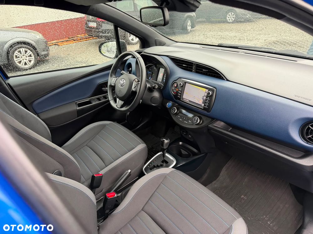 Toyota Yaris 1.5 VVT-i Comfort mit Design Paket - 36